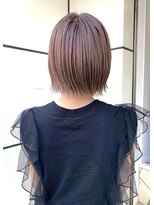 ウィロー(WILLOW)&nbsp;【 WILLOW京橋 】ブリーチ×切りっぱなしボブ(井下貴史)