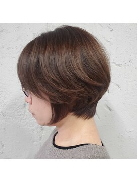 オウンバイジゼル(own by GiseL) 軽やか丸みショートボブ×美シルエット補正