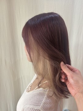 ココカラヘアー ニコ(cococara hair nico) インナーカラー/イヤリングカラー/ピンク/ミルクティー
