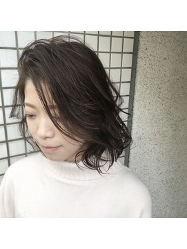 ルーツアイリー 心斎橋(ROOTS IRIE) 20代30代◎透明感レイヤードボブ☆ダークアッシュ