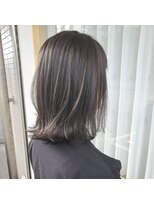 メルク(merc.)&nbsp;大人ハイライト/シークレットハイライト/糸ハイライト×大人ボブ