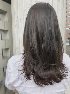 リバレッジ 白金(Leverage) ナチュラル柔らかアッシュベージュ