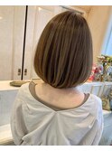 ペールベージュ×ハイラ糸×大人ボブ