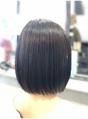 サラツヤストレートボブ