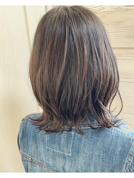 ラゴヘア(Lago hair) ミディアムレイヤーカット