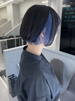 ファイブバイジエクト 堀江(FIVE by The Ect)&nbsp;ツートンカラー×インナーブルー×似合わせショートボブ