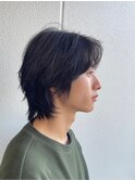 【川辺晴加】センターパートにミディアムウルフの抜け感ヘア