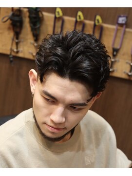 バーバーショップ スバル(BARBERSHOP SUBARU) <理容室><バーバー>マレットスタイル