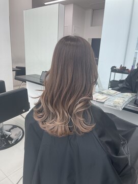 アライブ キチジョウジ(ALIVE Kichijoji) ミルクティーベージュグラデーションカラー