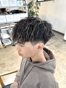 ザ オーダー(THE ORDER) ショートツイスパハイライトカラーメンズパーマmen's