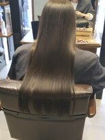 イチゼロイチゼロイチ(10101)&nbsp;まるで10代に戻ったかのようなナチュラルなツヤ髪です