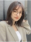 くびれヘア 大人かわいい　ミディアム　夏 ハイライトカラー