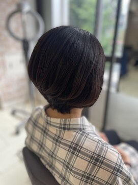 マニッシュ 三鷹駅前店 艶やかブラウンカラー