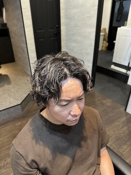 ブリーチ 天文館店(BLEACHi) シャドウパーマ