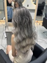 ラピス 福岡天神店(Lapis) 海外ギャル風バレイヤージュ