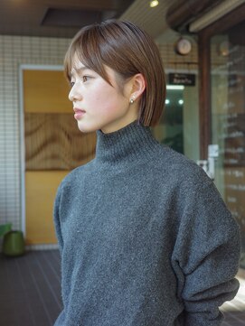 サロン シー(salon sea) sea/耳掛けしても収まるボブ