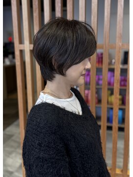 大人上品なふんわりマッシュショート　　五十嵐