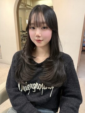 ユニ 表参道(uni) 大人気の韓国女優風くびれレイヤーカット/ヨシンモリ/エギョモリ