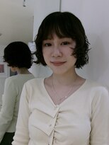 ポピンズ(poppins) 動くショートボブ