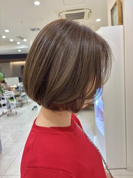 ガレリア 名駅オーキッドビル店(GALLARIA) レイヤーボブ