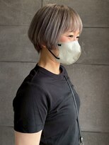 ディスコネクト(DISCO-N-NECT) アッシュグレージュ ブリーチ 白髪ぼかしハイライト 30代
