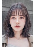 束感前髪に美バランスのひし形ミディアムボブほんのり大人ムード