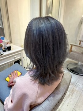 ナンバー ユアイロ 川崎(N° uairo) 【末安】ハイライトウルフカット/川崎駅西口徒歩5分