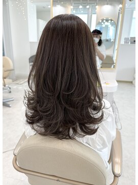 レミエ ダイカンヤマ(lemiie) ☆キレイめレイヤーカット☆ココアグレージュ☆レイヤーカット
