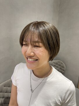 ジルバイジアン(JILL by GIEN) マッシュショート　ベージュカラー