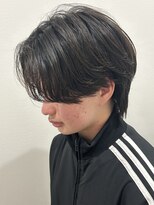 ヒュイル バイ ニアウ(Hwyl by Niau) メンズマッシュセンターパートスパイラルパーマニュアンスパーマ