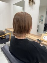 イロ(iro)&nbsp;中明度ベージュ