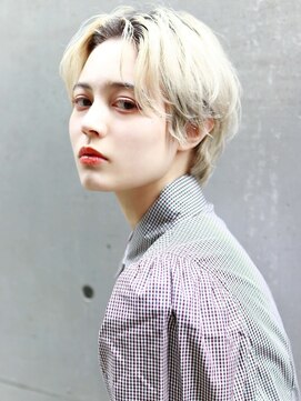 ラフィス ヘアー ミミ 流山おおたかの森店(La fith hair Mimi) 【La fith】 ホワイトベージュ×ショート
