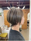 くびれレイヤー似合わせショートカットニュアンスカラー