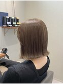 切りっぱなし × オリーブベージュ