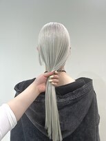 カミヒトエ。 ホワイトカラー