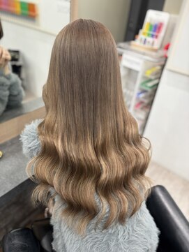 ラピス 横浜(Lapis) ブラウンベージュブリーチカラーダブルカラーシールエクステ