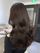 エル バイ アンキシム(elu by AHNKISM)&nbsp;韓国ワンホンヘア顔まわりカットロングレイヤー