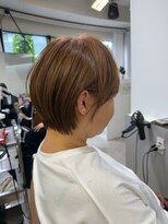 メモリーズ 表参道(Memories)&nbsp;骨格補正の丸みショート×サイドバングで360°美シルエット♪