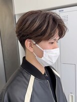 ビューナゴヤ 名駅(VIEW NAGOYA)&nbsp;メンズ/サーフカール/刈り上げセンターパート/波巻きツイスパ