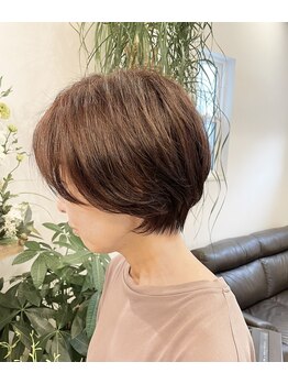 シュシュ(SHU-SHU)の写真/シークレットハイライト（白髪ぼかし）・白髪活かしでオシャレを楽しめる◎