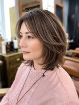 スリル ヘア アンド ネイル デザイン 恵比寿店(sulir hair and nail design)&nbsp;ミディアムボブレイヤーカット/白髪ぼかしハイライト