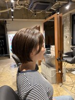 アップデート(up date)&nbsp;【update/YUI】 襟足すっきり丸みショート