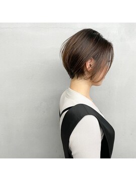 タグ(#tag) #前下がりショート×耳掛けナチュラル