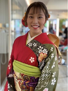 ザビー(THE B) 本八幡×着付×ヘアセット×メイク×成人式