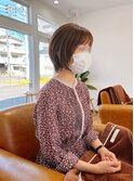 ミニショート。グレージュ。