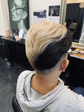 レヴィア(Revia) ツートーンカラー