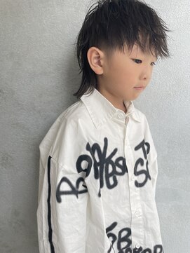 カノンヘアー(Kanon hair) ウルフカット 波巻きパーマ ツイストスパイラル キッズカット