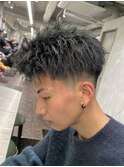 スキンフェード 七三アップバング ツイスト