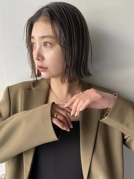 ハニー 町田(HONEY) 外はねボブ　切りっぱなし　オリーブべージュ　ウェットヘア