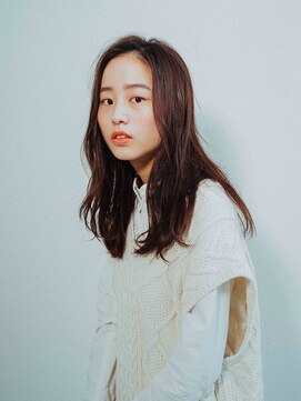 スタリー(Starry) Iラインナチュラルロング20代/30代/40代/ハレマチ通り